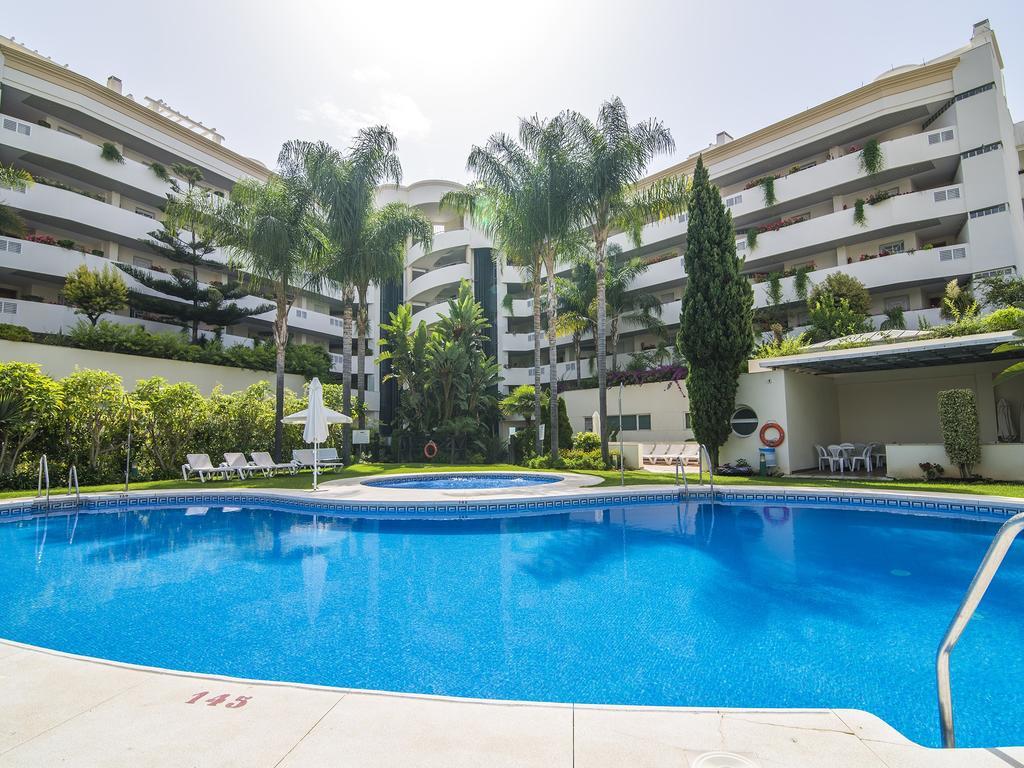 Urban Shopping Banus Apartment